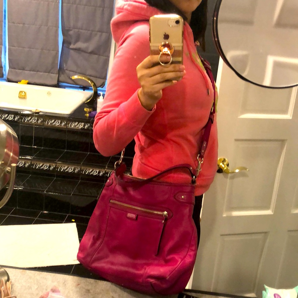 Coach shoulder/cross body bag - Picture 2 of 8
